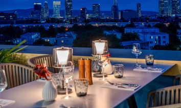 5 Tage Frankfurt erleben: Genießen Sie Komfort und Ausblick im The Blasky Hotel