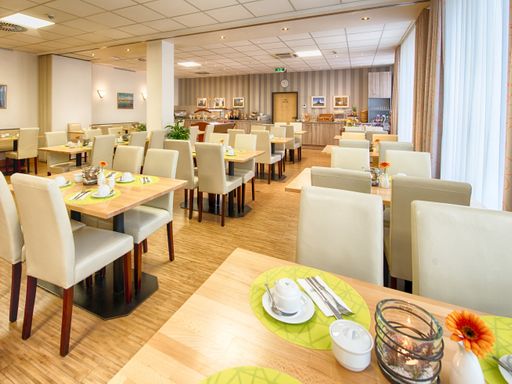 4 Tage Städteurlaub im ACHAT Hotel Leipzig Messe mit Stadtrundfahrt verbringen