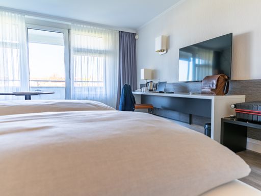 2 Tage Citytrip nach Stuttgart - Komfort und Unterhaltung im MASEVEN Stuttgart