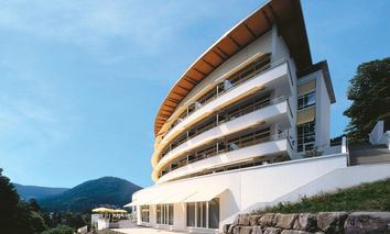 4 Tage bei einem Kurzurlaub im Schwarzwald im 4-Sterne-Superior-Hotel in Bad Herrenalb erholen