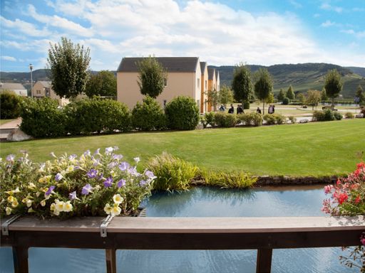 4 Tage Single-Kurzurlaub in Leiwen an der Mosel & im 4* Eurostrand Resort Moseltal inkl. Wellness erholen