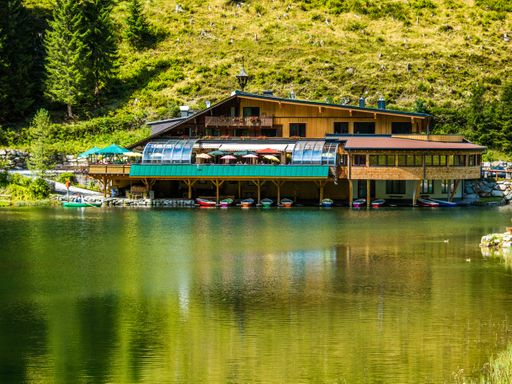 5 Tage im zentralen TUI BLUE Schladming bei einem Urlaub in den Bergen erholen