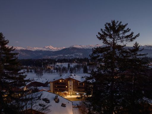 3 Tage exklusiver Kurzurlaub in Crans-Montana: Entspannung und Abenteuer im Hotel Royal*****