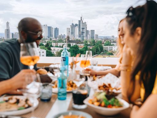 3 Tage Citytrip nach Frankfurt & im zentralen 4* Hotel mit Rooftopbar übernachten