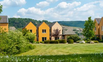 3 Tage Kurzurlaub für Alleinreisende an der Mosel im 4* Eurostrand Resort Moseltal: Kultur, Kulinarische Vielfalt und ganz viel Natur