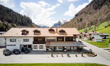 3 Tage Sommerurlaub in Klösterle am Arlberg & im charmanten Hotel übernachten