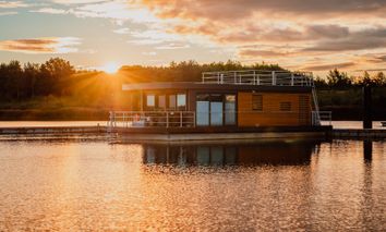 4 Tage Urlaub im eigenen Hausboot auf dem Bärwalder See