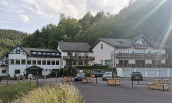 2 Tage bei einer Kurzreise in der Eifel im Hotel Haus am See erholen