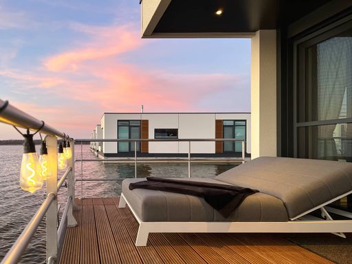 4 Tage im modernen Hausboot in Ribnitz-Damgarten an der Ostsee