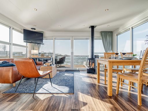 3 Tage an der Ostsee im Hausboot in Ribnitz-Damgarten entspannen