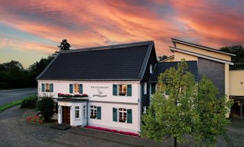 2 Tage Kurztrip nach Ratingen bei Düsseldorf und im Ramada by Wyndham Düsseldorf Airport erholen