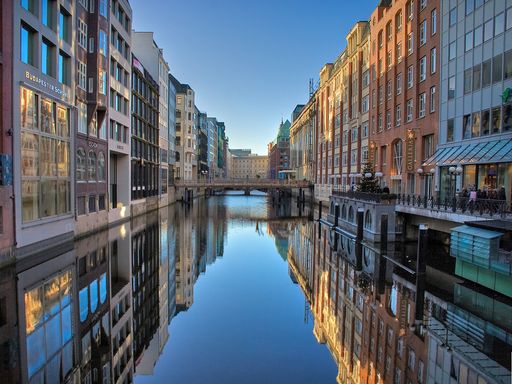 4 Tage bei einem Citytrip Hamburg entdecken & im zentralen 3* Hotel übernachten