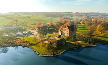 5 Tage Erholungs- und Aktivurlaub in der Mecklenburgischen Schweiz mit Übernachtung im Renaissance Schloss