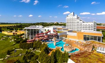 5 Tage Urlaub nahe der Insel Rügen im 4-Sterne Hotel Wyndham Stralsund HanseDom erleben