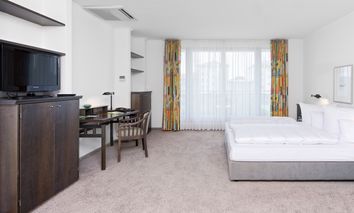 3 Tage Kurzurlaub nahe Nürnberg: Entspannung und Komfort im Hotel HerzogsPark****S